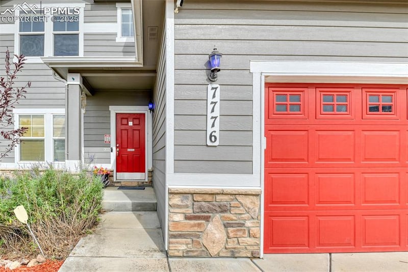 7776 Braxton Dr, Fountain, CO 80817