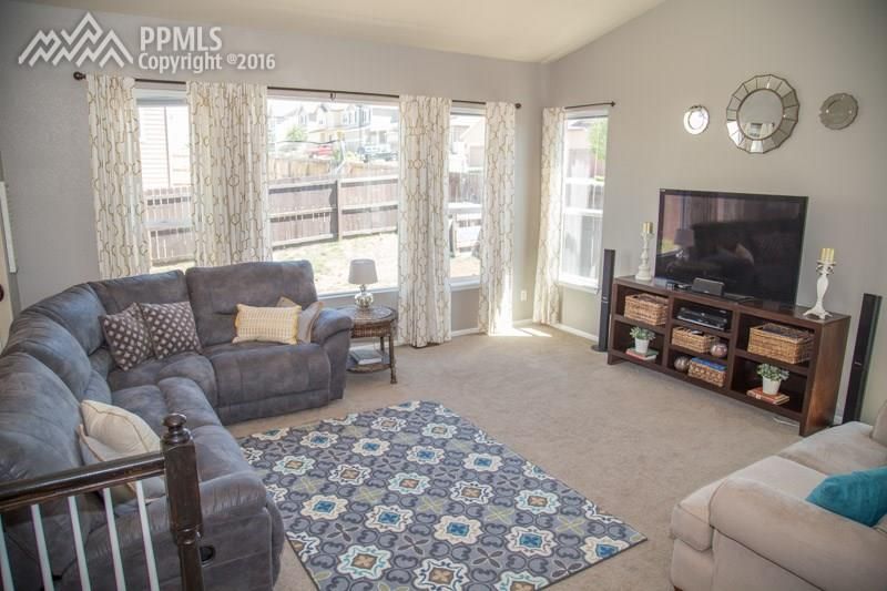 7796 Orange Sunset Dr, Colorado Springs, CO 80922