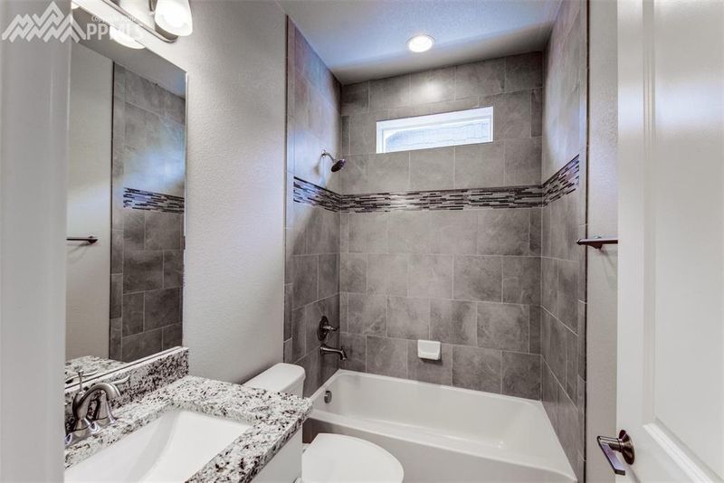 7804 Pinfeather Dr, Fountain, CO 80817