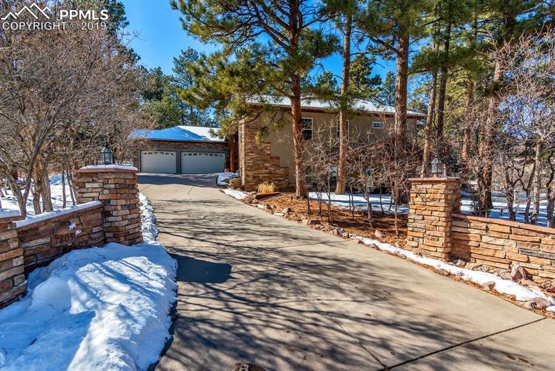 7805 Inca Rd, Larkspur, CO 80118