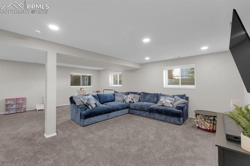 7805 Scarborough Dr, Colorado Springs, CO 80920