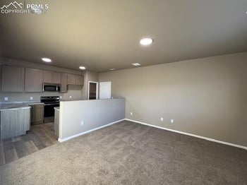 7806 Carrside Grv, Colorado Springs, CO 80951