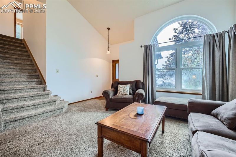 7806 Potomac Dr, Colorado Springs, CO 80920