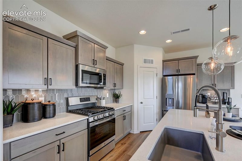 7811 Moore Dr, Colorado Springs, CO 80908