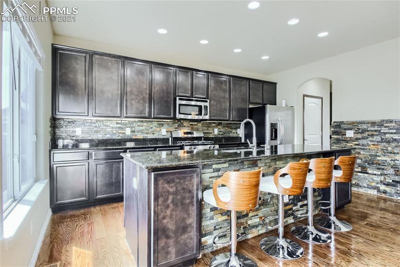 7813 Braxton Dr, Fountain, CO 80817