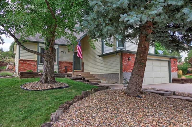782 S Grey Eagle Cir, Colorado Springs, CO 80919