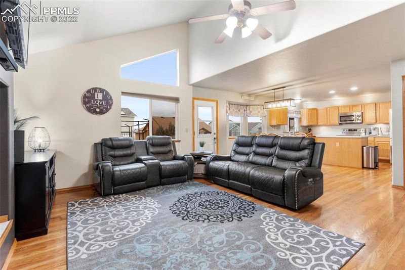 7821 Parsonage Ln, Colorado Springs, CO 80951