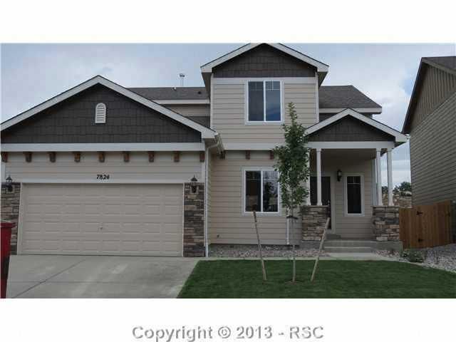 7824 Braxton Dr, Fountain, CO 80817