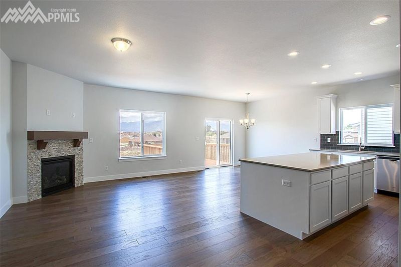7824 Pinfeather Dr, Fountain, CO 80817