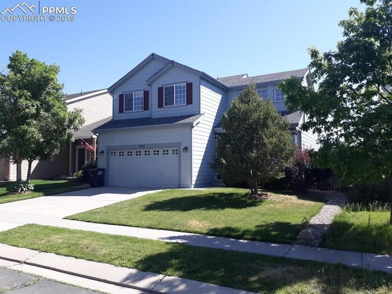 7825 Black Walnut Dr, Colorado Springs, CO 80920