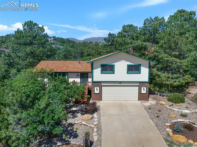 7835 Delmonico Dr, Colorado Springs, CO 80919