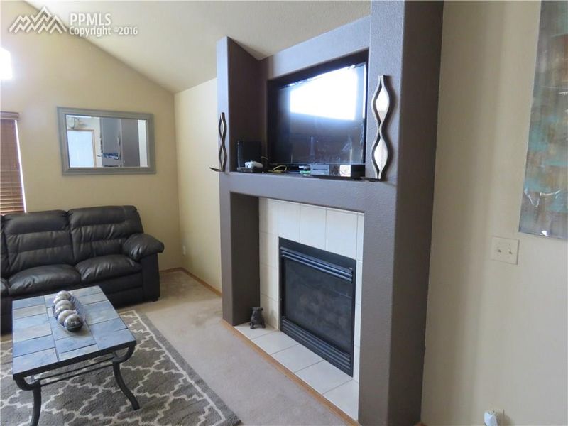7838 Parsonage Ln, Colorado Springs, CO 80951