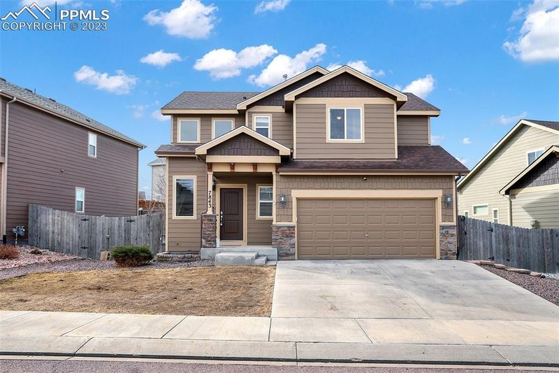 7843 Braxton Dr, Fountain, CO 80817