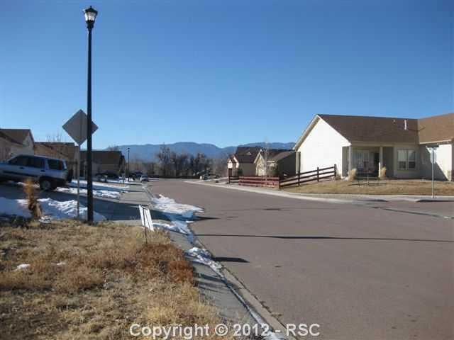 7843 High Gate Dr, Colorado Springs, CO 80817