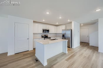 7846 Miners Camp Way, Colorado Springs, CO 80908