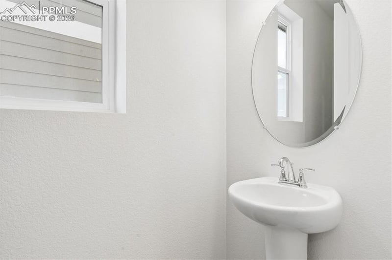 7852 Turkey Flat Ln, Colorado Springs, CO 80925