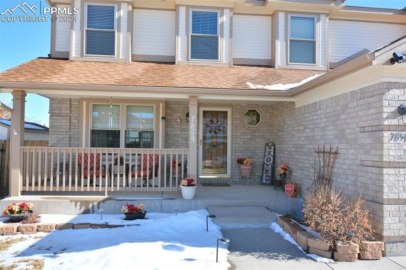 7859 Swiftrun Rd, Colorado Springs, CO 80920