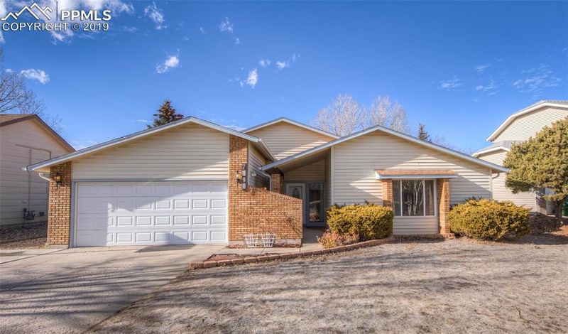 7860 Big Pine Ct, Colorado Springs, CO 80920