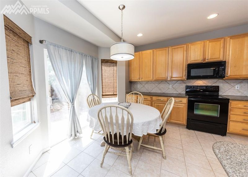 7860 Rampart Way, Littleton, CO 80125