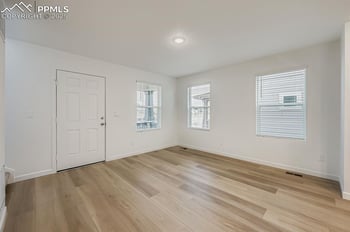 7867 Long Chute Trl, Colorado Springs, CO 80908