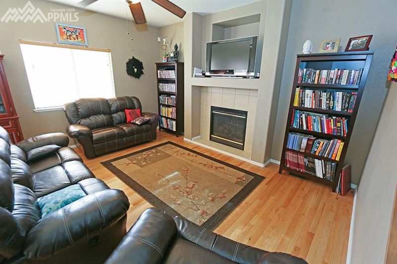 7868 Parsonage Dr, Colorado Springs, CO 80951