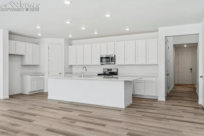 7872 Turkey Flat Ln, Colorado Springs, CO 80925