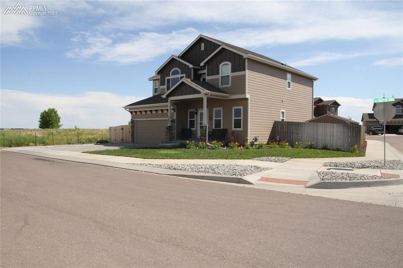 7903 Braxton Dr, Fountain, CO 80817