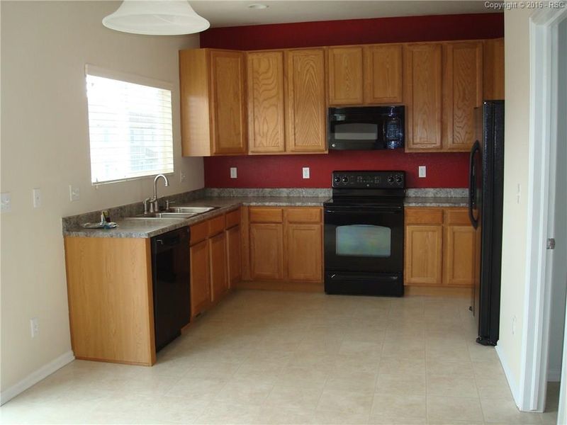 7905 Parsonage Ln, Colorado Springs, CO 80951