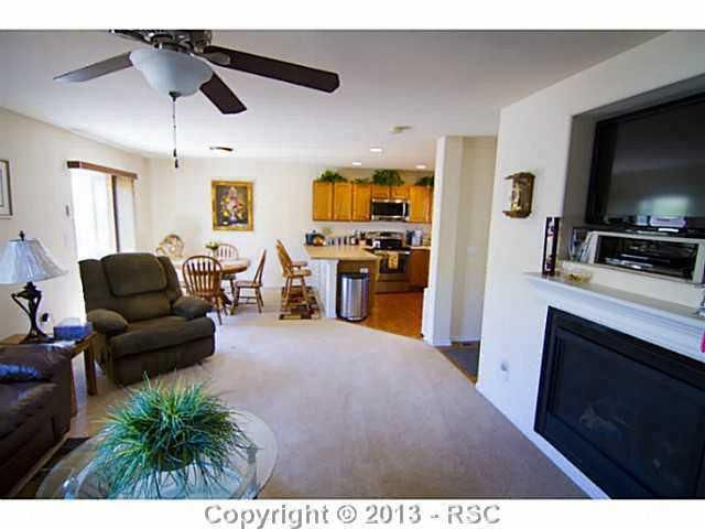 7910 Parsonage Ln, Colorado Springs, CO 80951