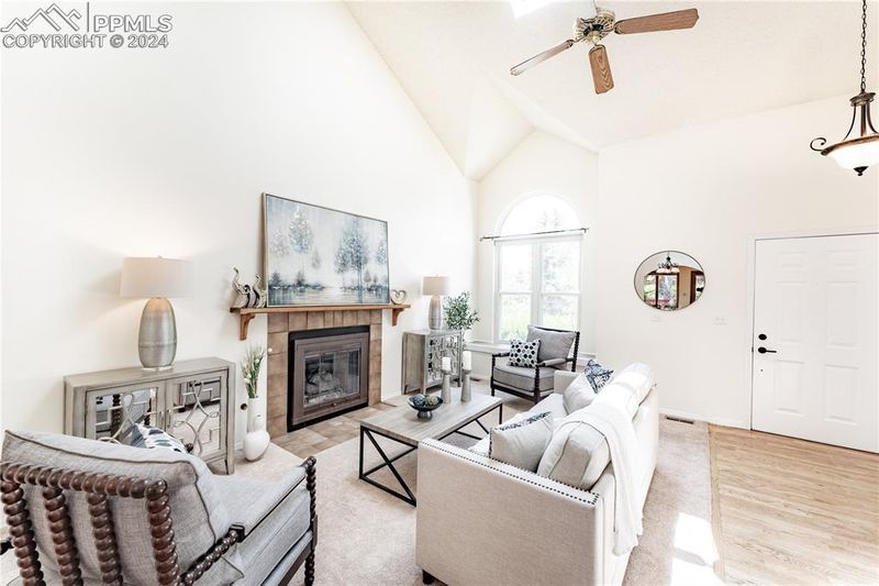 7915 Sangor Dr, Colorado Springs, CO 80920
