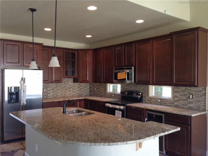 7934 Dutch Loop, Colorado Springs, CO 80925