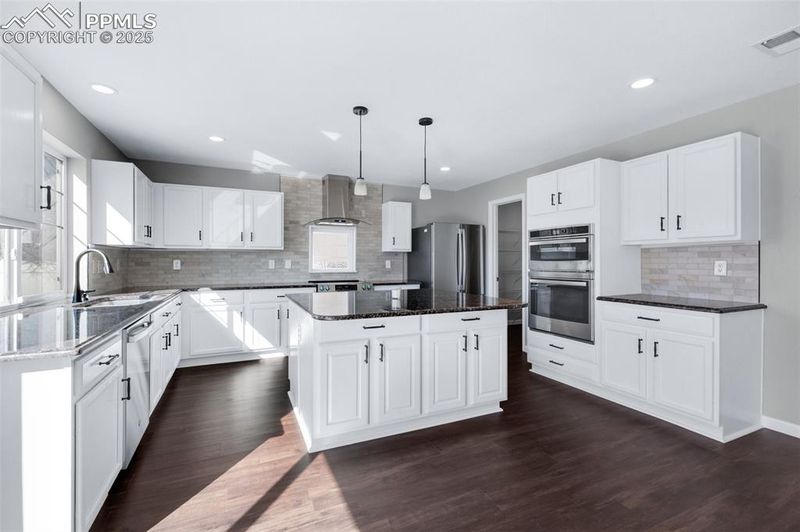 7941 Enclave Ln, Fountain, CO 80817