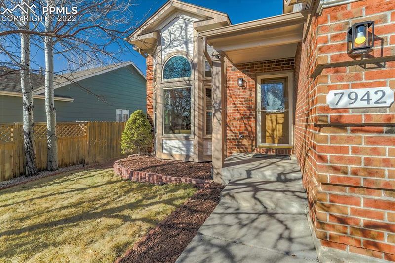 7942 Watervalley Rd, Colorado Springs, CO 80920
