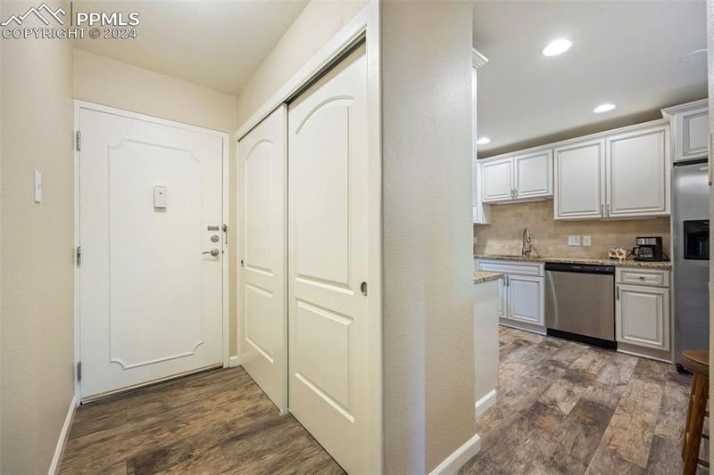 795 S Alton Way #10D, Denver, CO 80247