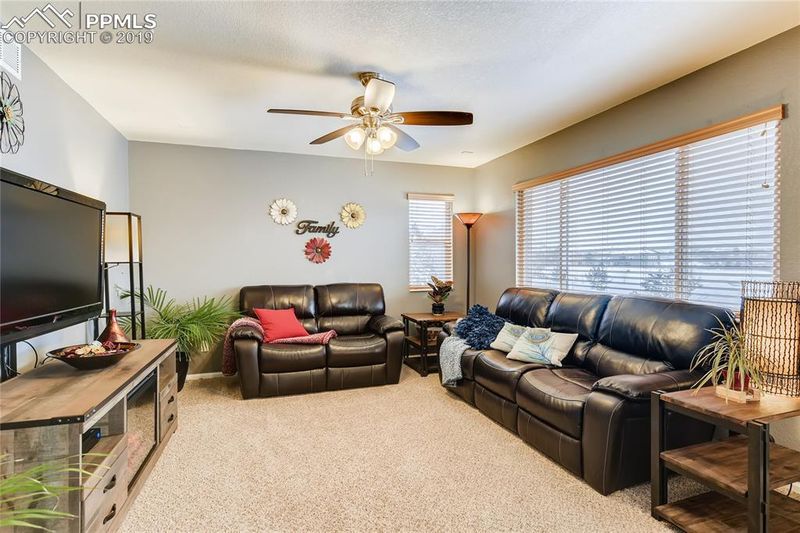 795 Diamond Rim Dr, Colorado Springs, CO 80921