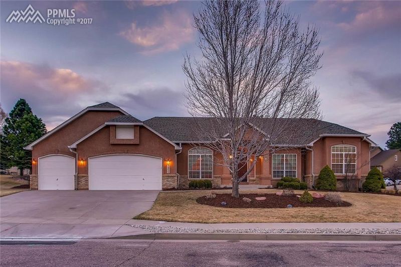 7955 Orchard Path Rd, Colorado Springs, CO 80919