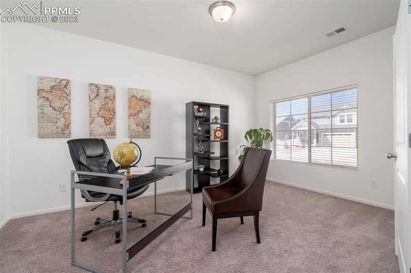 7957 Whistlestop Ln, Fountain, CO 80817