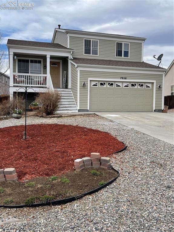 7958 Brocket Ln, Fountain, CO 80817