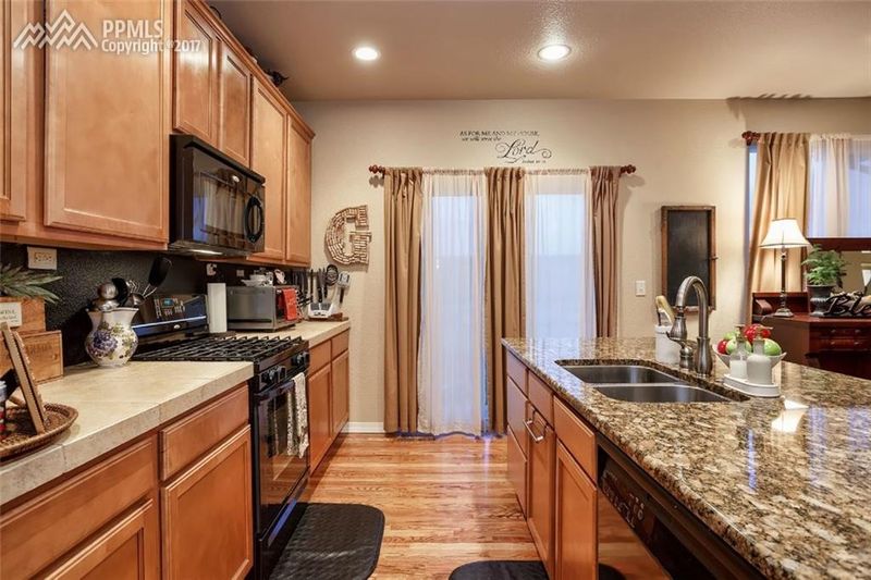 7997 Mount Huron Trl, Colorado Springs, CO 80924