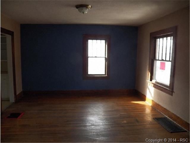 8 Highland Pl, Pueblo, CO 81004