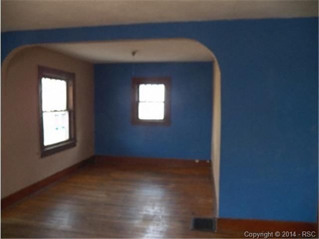 8 Highland Pl, Pueblo, CO 81004