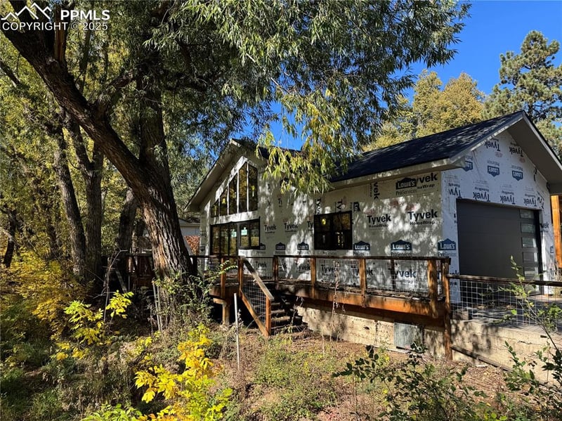 8 Thomas Ln, Colorado Springs, CO 80906