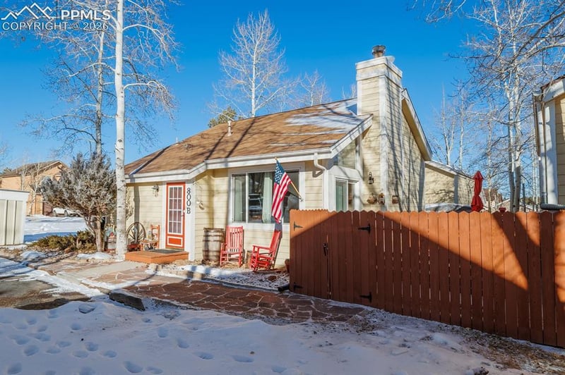 800 Columbine Village Dr #B, Woodland Park, CO 80863