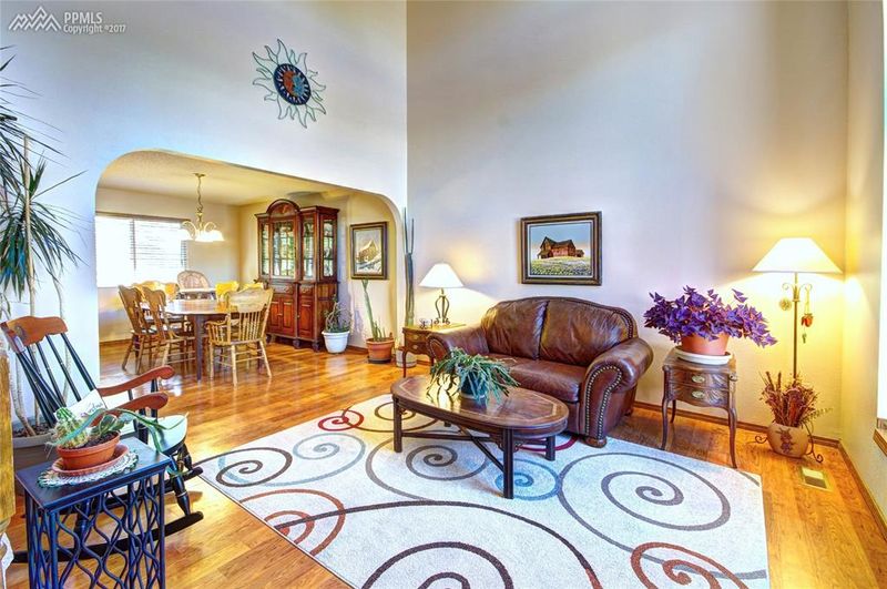 8005 Lorton Dr, Colorado Springs, CO 80920