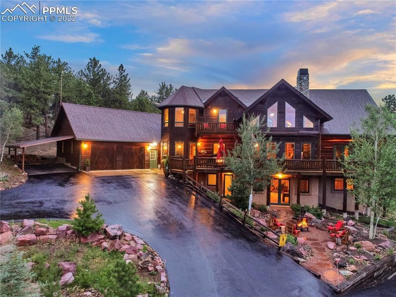 801 Winding Valley Dr, Woodland Park, CO 80863