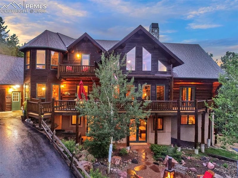 801 Winding Valley Dr, Woodland Park, CO 80863