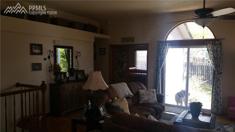 8013 Potomac Dr, Colorado Springs, CO 80920