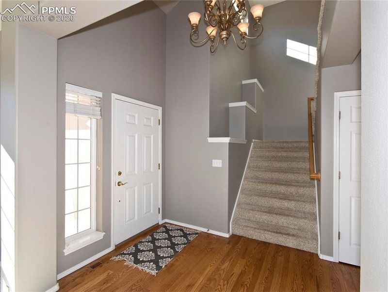 8015 Orchard Path Rd, Colorado Springs, CO 80919