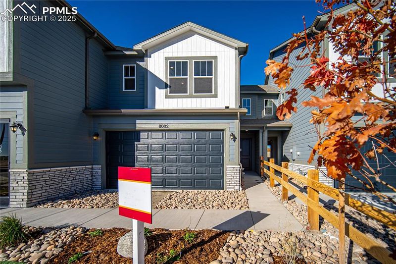 8019 Grey Bark Way, Colorado Springs, CO 80908