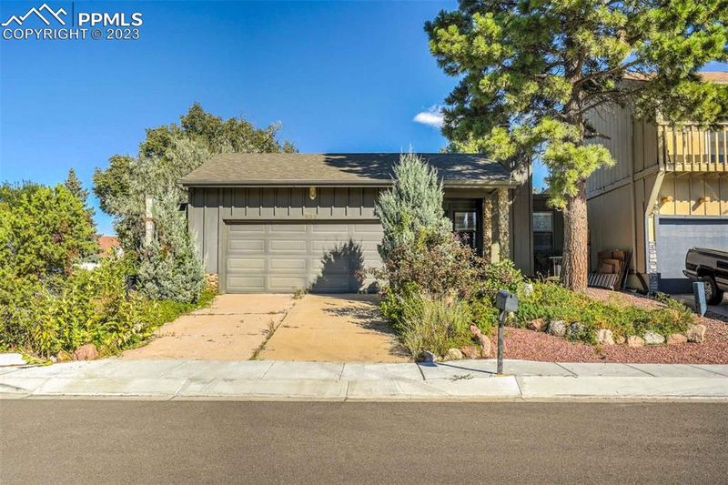 802 San Gabriel Pl, Colorado Springs, CO 80906